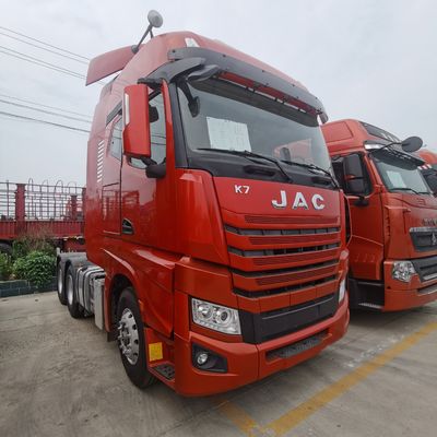 Solicitud personalizada de un camión comercial JAC 6X4 eficaz para remolcar remolques de contenedores