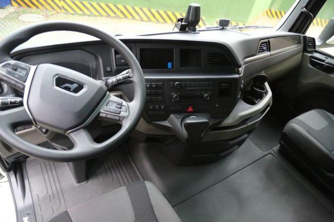 Man′s New Tgx Series Heavy-Duty Truck 510 Horsepower 6X4 Automatic Transmission Tractor